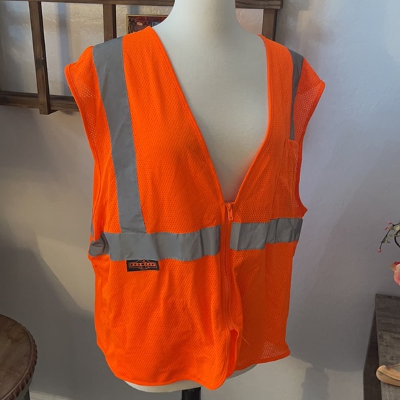 Running Reflective Orange Vest - Picture 7 of 7